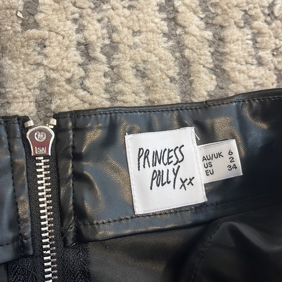 *NEVER WORN* Princess Polly Leather Pants - Picture 2 of 3
